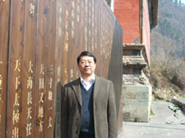  侯敏